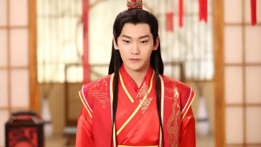 男神|?鹰钩鼻,面瘫脸,"古装男神"颜值断崖式下跌,观众审美批量下降