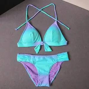 游泳衣女三点式性感比基尼图片