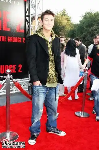 组图:陈冠希参加《the grudge 2》美国首映礼