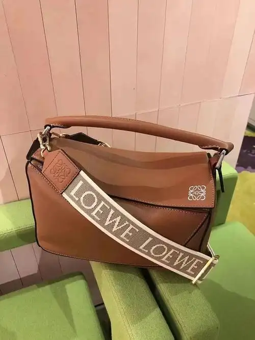 loewe罗意威专柜新款puzzle78