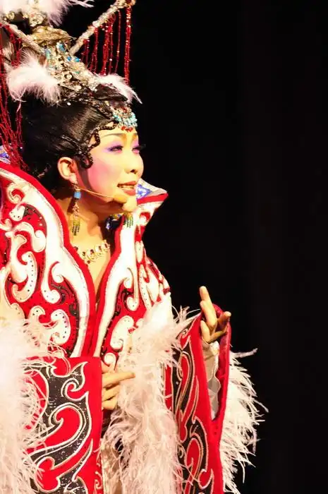 《四美图》—李玉刚新年恢弘大戏剧照