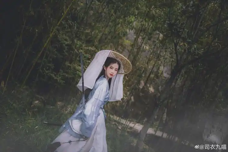 如何在节假日的人群中拍出仙气古风照? up主