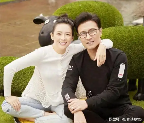 2015年2月,汪峰求婚章子怡成功,当天春晚节目单曝光,鹿晗,吴亦凡彩排