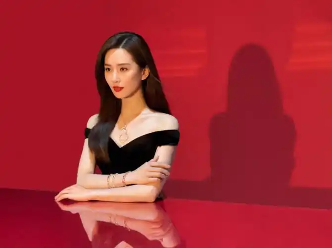 qeelin品牌代言人刘诗诗