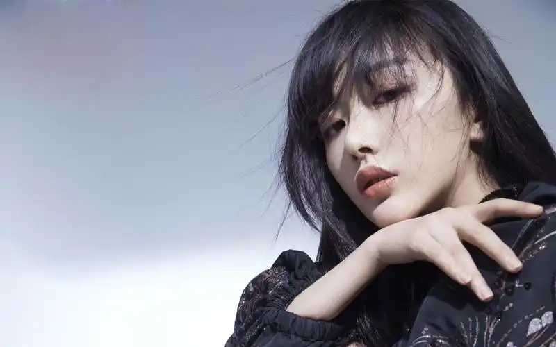 孔雪儿时尚写真图片桌面壁纸