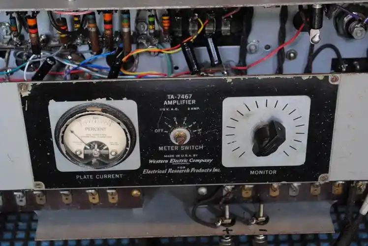 原装西电weta7467300b推挽功放供欣赏