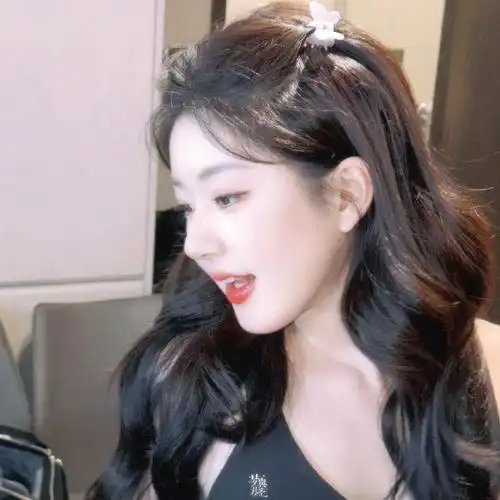 甜美治愈的笑容和清纯近人的脸庞等比放大的可爱小女孩#赵露思说小