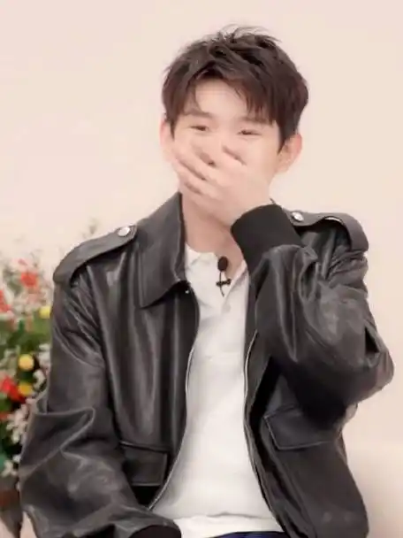 王源直播##bally全球品牌代言人王源