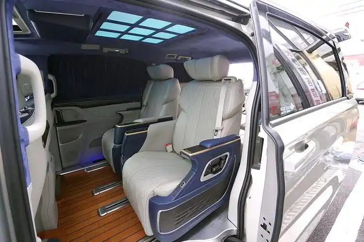 别克gl8陆尊653t定制改装品驭玫瑰金帝王蓝方案名亮房车深圳旗舰店