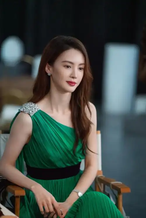 武欣@金晨与钟表修复篇一同上线,一起聆听时针转动的声音92