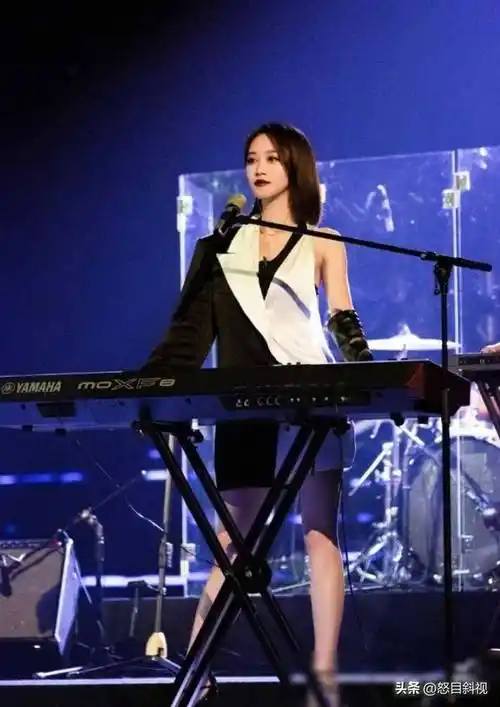 原创事实证明33岁无人敢娶的蓝盈莹已经彻底活成了一个笑话