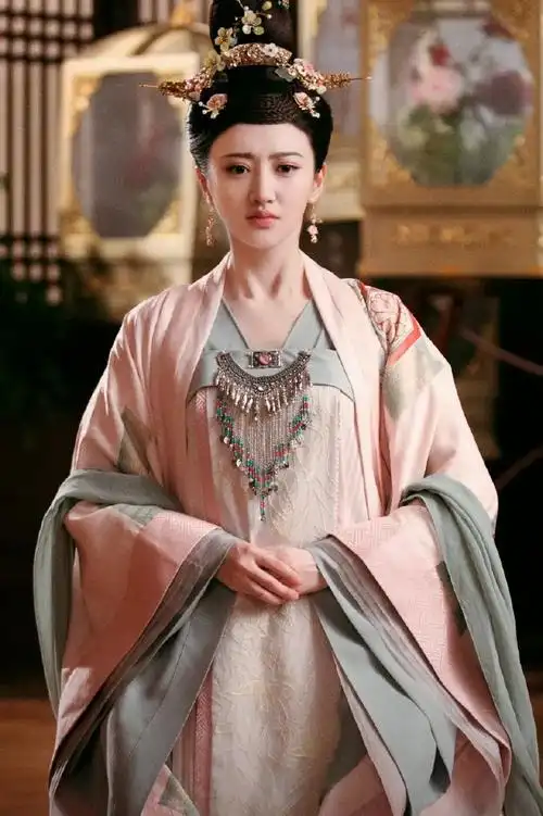 景甜天选古装人##灼灼风流