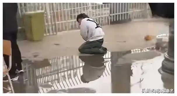 后续武校保安殴打外卖员外卖员发声打人者已被抓恐担刑责