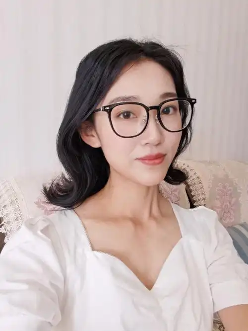 菱形脸喜欢的眼镜