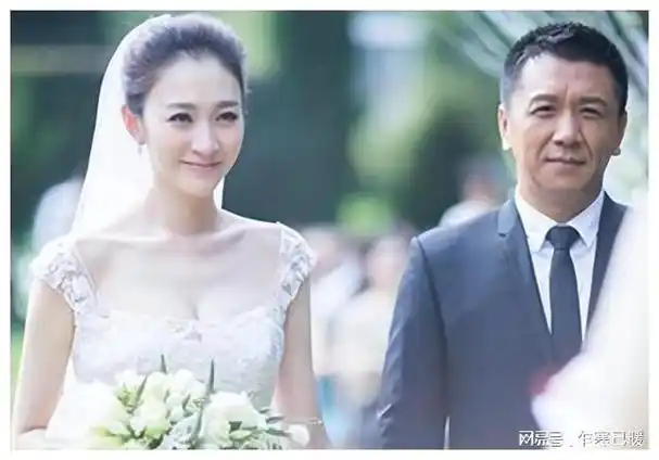 人间尤物李小冉在47岁时终于嫁给了男闺蜜徐佳宁