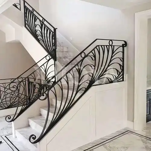 别墅楼梯扶手铁艺阳台围墙护栏家用室内栏杆复试欧式简约厂家定制