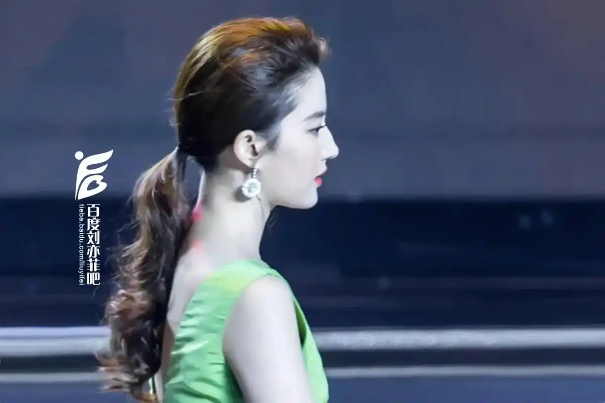 2016芭莎寿桃仙 绝美.#刘亦菲 #明星 #盛世美颜 #颜 - 抖音