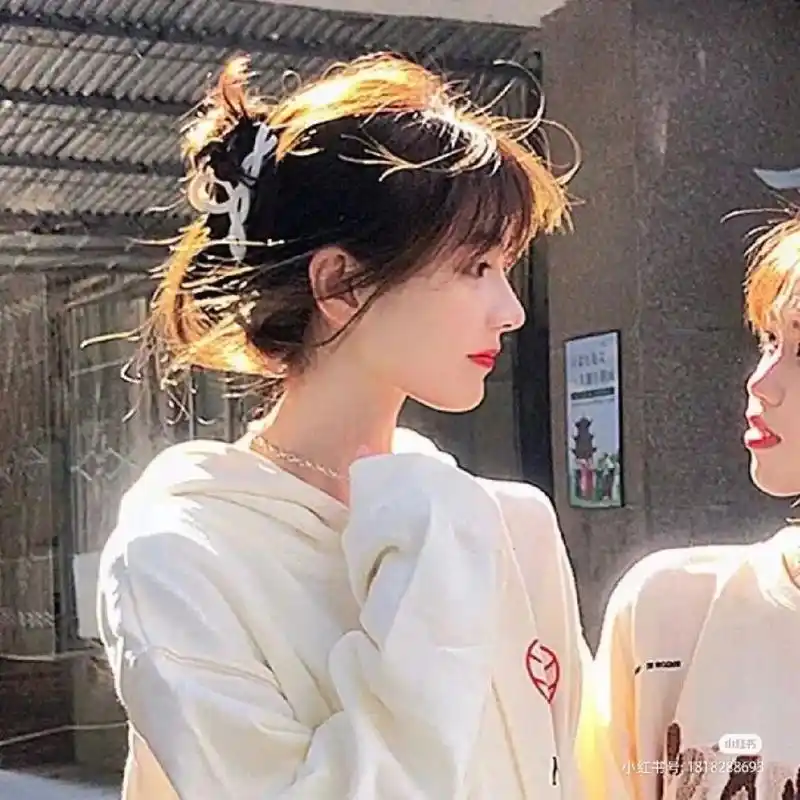 闺蜜真人版头像,一人一半