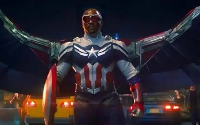 「猎鹰」接任《美国队长4》引反弹!克里斯·埃文斯力挺