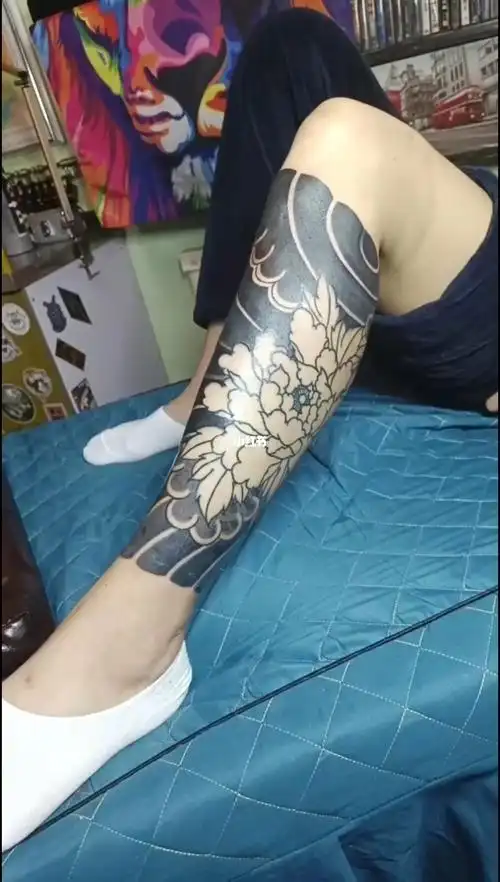 雾面进度,上次纹的正在恢复爆皮中#纹身  #刺青  #老传统纹身