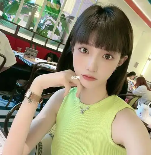 齐刘海短发超级减龄