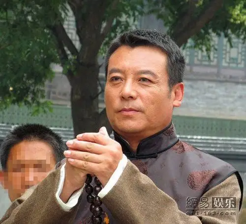 《长白川》在京热拍 佟凡感悟新角色