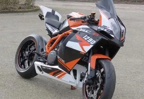 ktm与杜卡迪合体复活传奇经典rc8