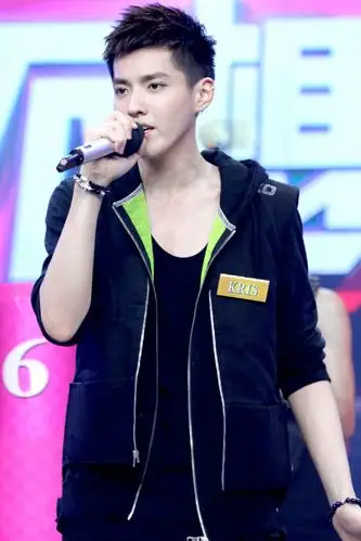 吴亦凡快乐大本营综艺图片