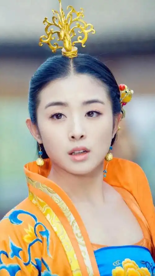 张含韵壁纸一位来自四川的美女