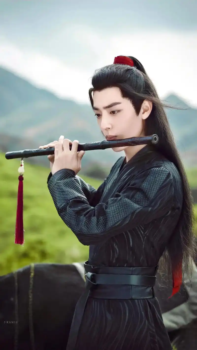 肖战 魏无羡 每一帧都好绝 评论区发出觉得最好看的羡羡撒  - 抖音