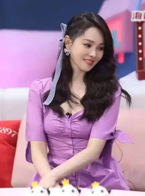 伊能静生图像30岁,每年7位数的美丽,被网友吐槽脸上坑坑洼洼_演出