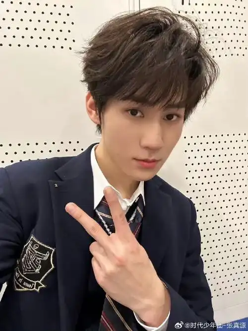 张真源##和张真源一起 破茧成蝶皆得所源