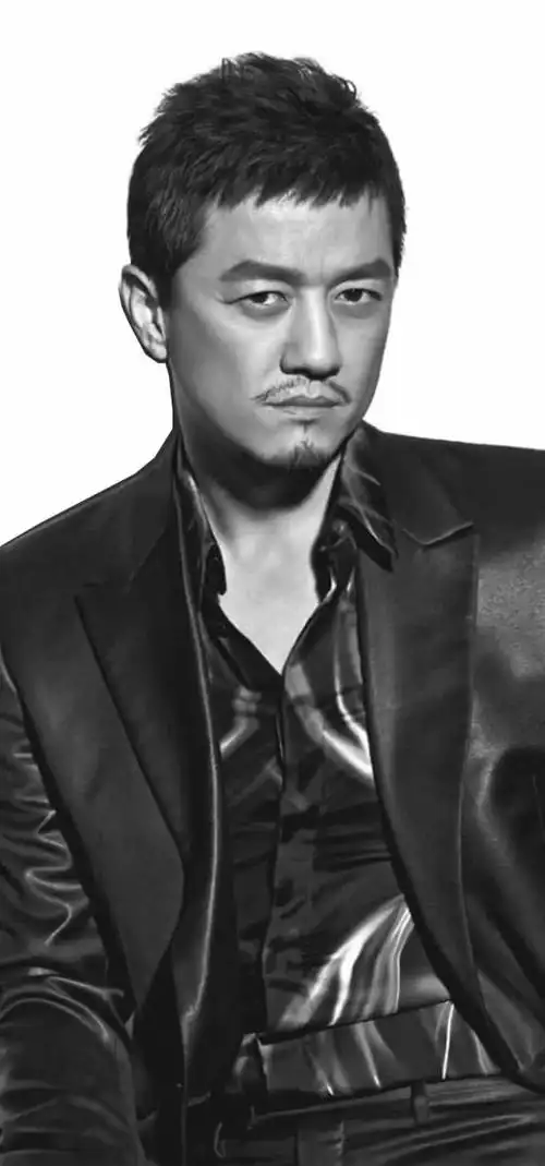 李亚鹏的"书院 ",做公益还是生意?