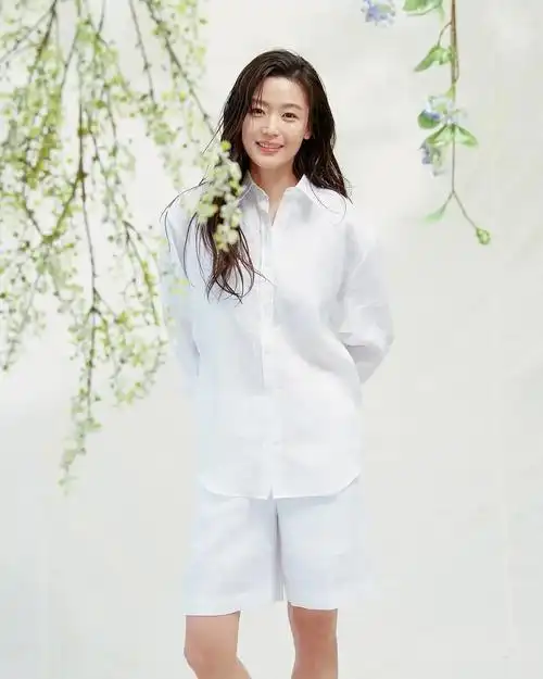 全智贤不会老不她的魅力和年龄一样在增长