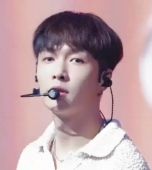 张艺兴:拒绝花瓶新人