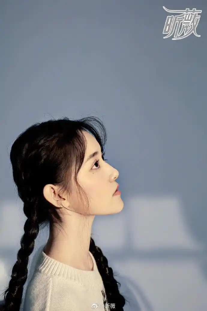 8 我终于进蒋依依官方粉丝群啦 感谢你们 谢谢薰薰们 但会一直一直