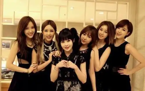 【双声道耳机福利】皇冠女团tara-time to love