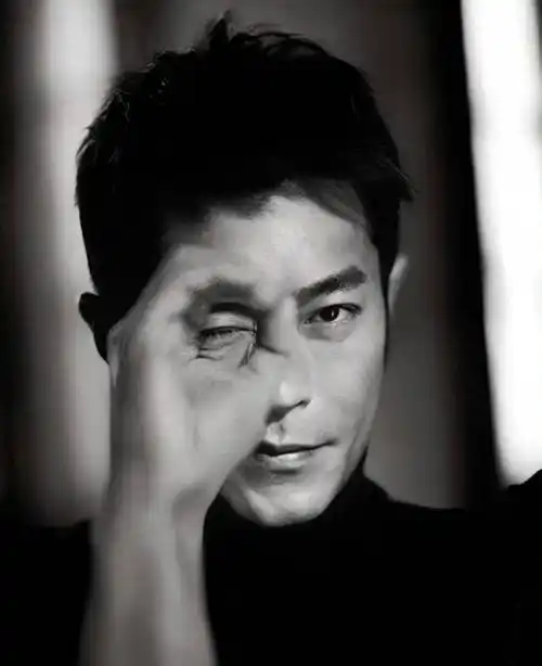 香港这一夜,江湖地位,人情冷暖,都在54岁古天乐身上体现出来了_会长