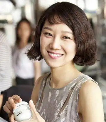 胖圆脸弄什么发型显瘦,15款胖圆脸适合的发型!