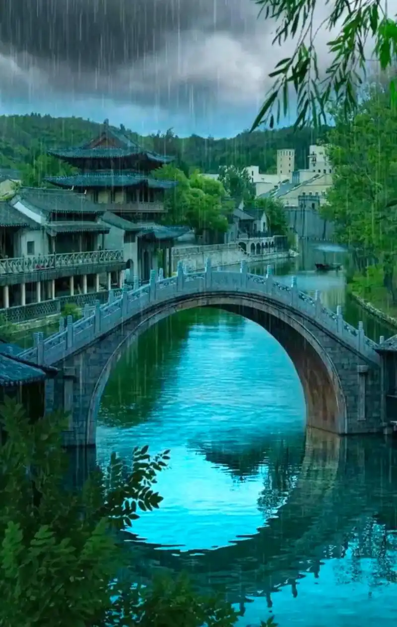 江南水乡～好喜欢这种意境……江南的雨,是情思,是恩宠,是诗意;烟雨的