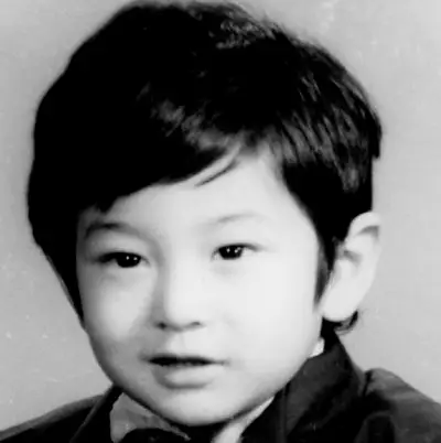 组图小沈阳晒14年前青葱照盘点明星童年萌照35