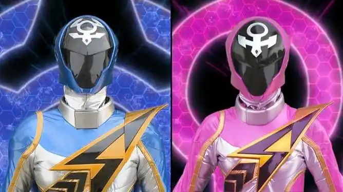 巨神战击队天战卫和梦战卫去消灭那自恋的怪兽了