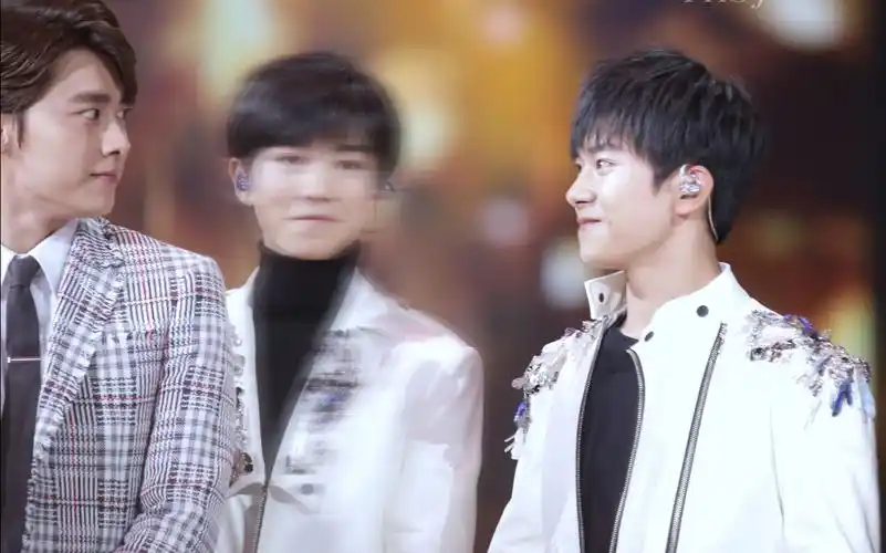 【李易峰易烊千玺】双易兄弟—— 爱的魔法 赠千幽陵荻花明