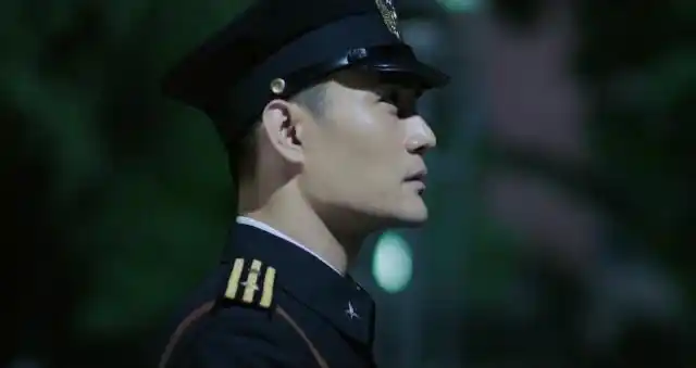 杨洋再穿军装,看这些穿军装的男明星,是不是帅爆了?