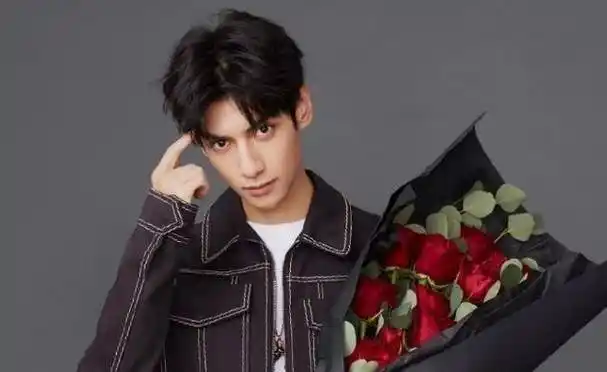 任嘉伦,邓伦和罗云熙三位古装男神的新秀,你最喜欢谁?为什么?