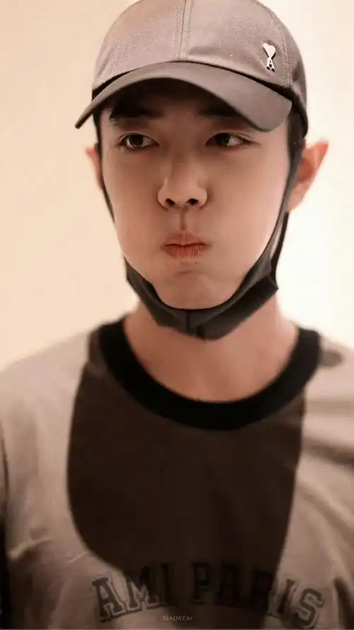 肖战#嘟嘟嘴卖萌的阿战 可可爱爱!