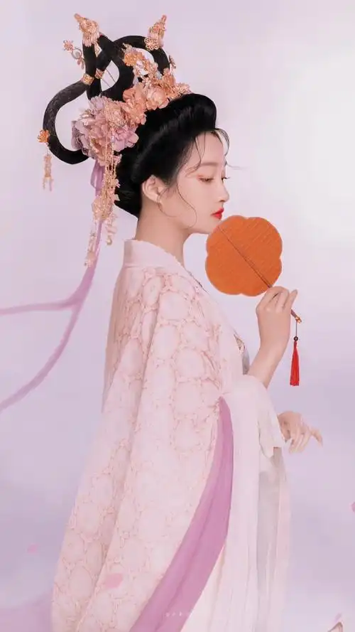 关晓彤国风百花妆