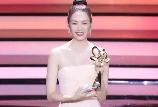 4位嫁人改命的女星原本籍籍无名嫁了好老公后成功逆袭