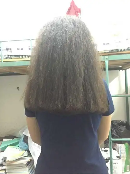 这是有一次刚剪完头发