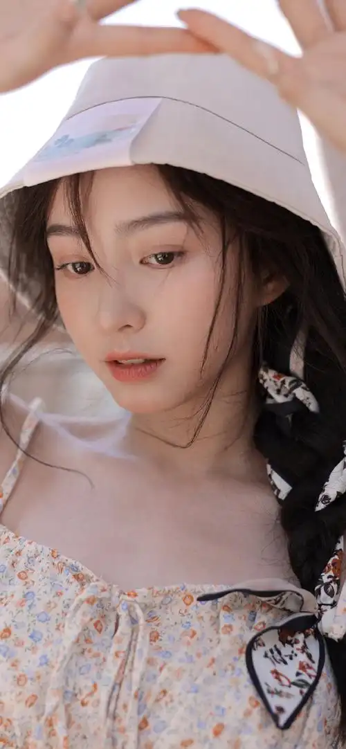 时间:2021-07-25浏览:(3703)标签:格式:jpg热门壁纸标签王羽杉田馥甄